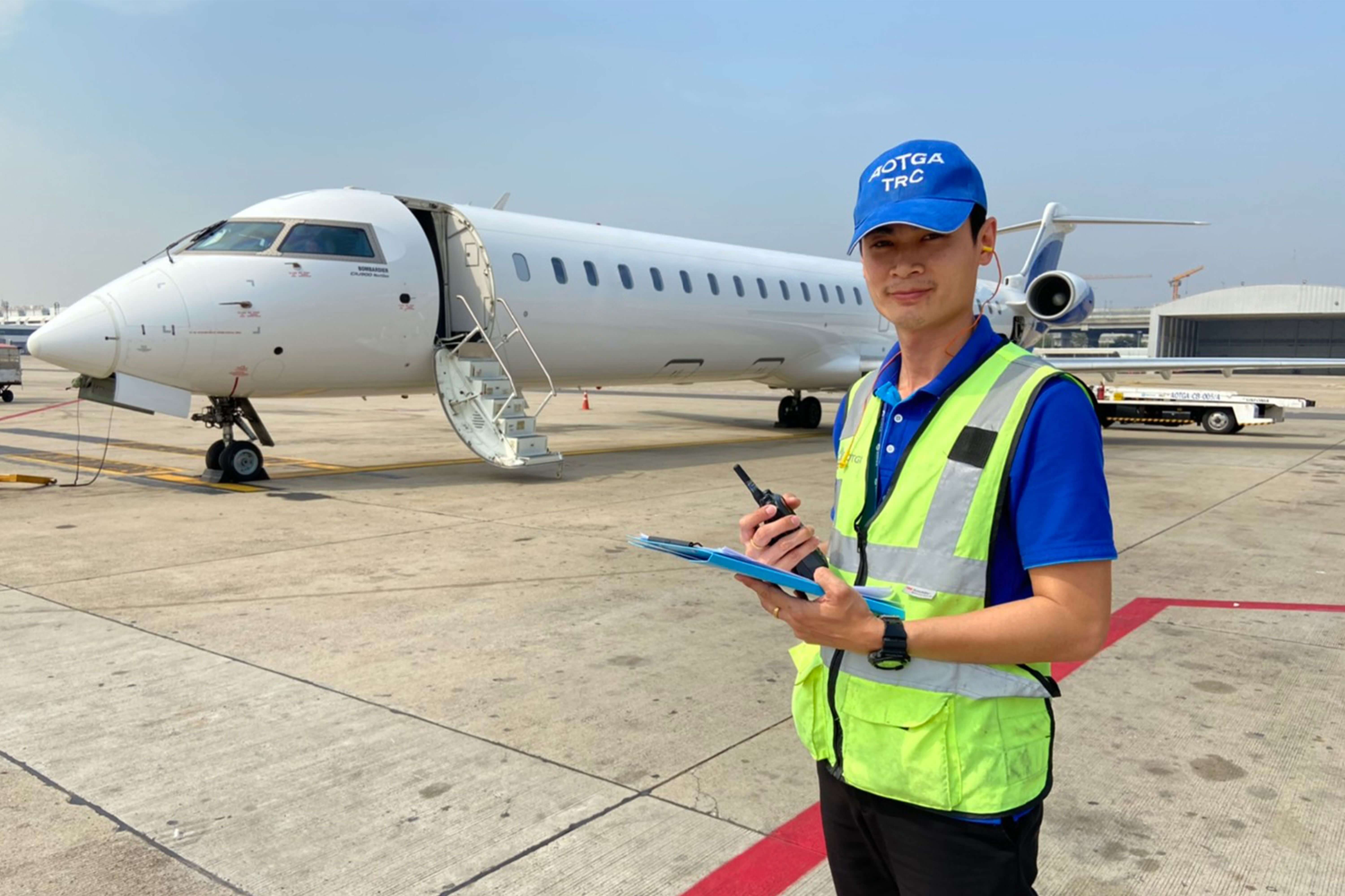 5.Flight Operations Services.jpg